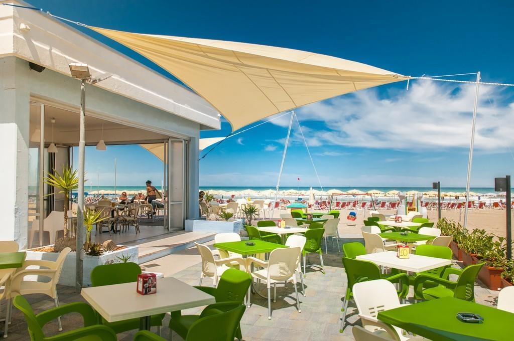 Hotel Atlantic Giulianova Exterior foto